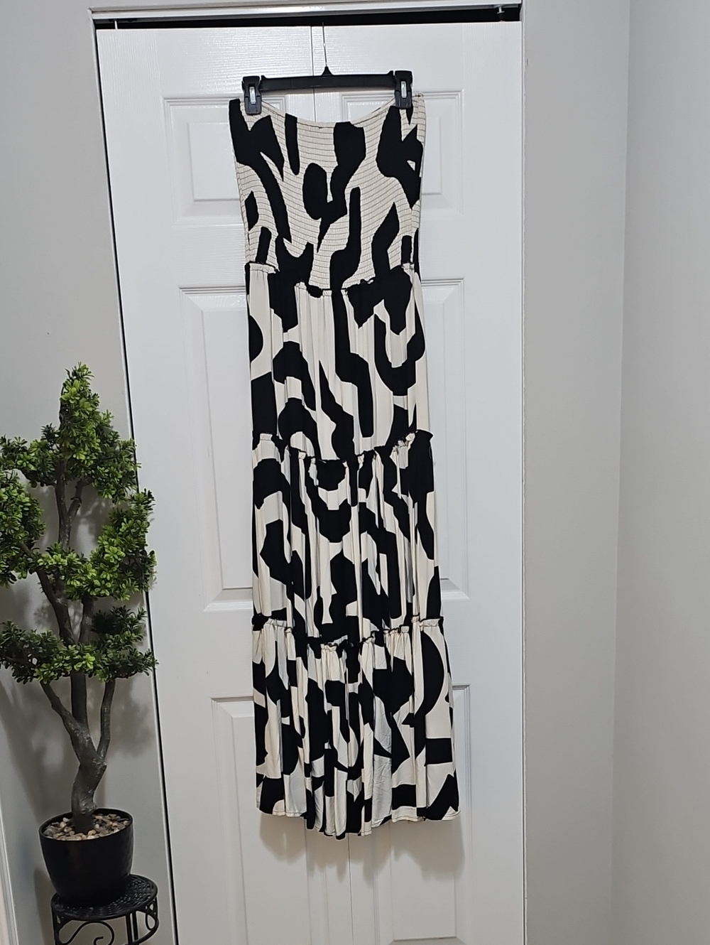 Black & Cream Printed Strapless Maxi Dress